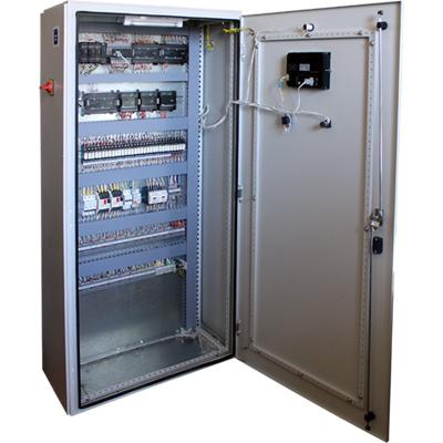 Автоматизация системы водоснабжения - шкаф управления с открытой дверцей